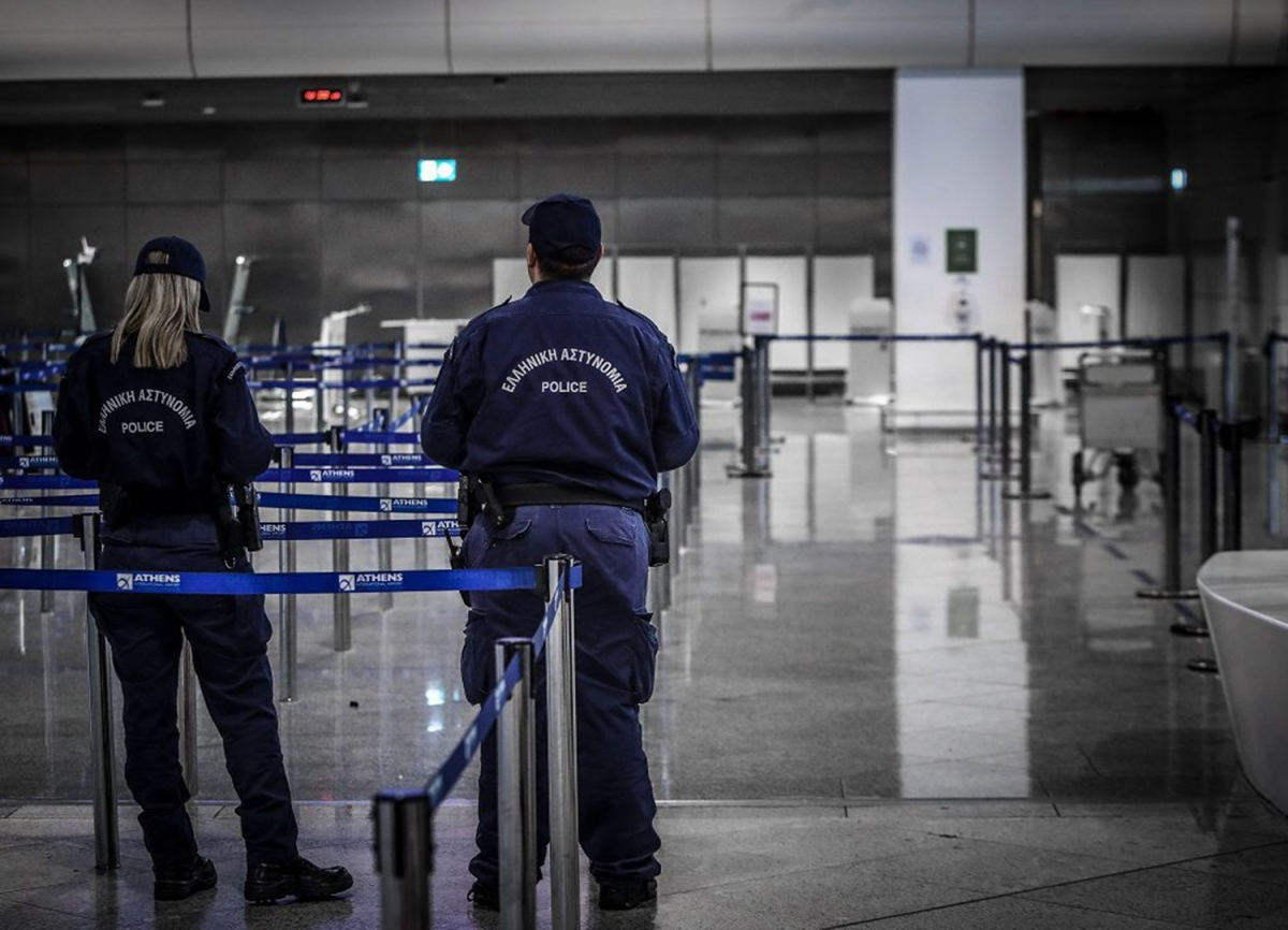 Αποκαλύφθηκε διαδρομή πλαστών εγγράφων από Χίο προς Αθήνα