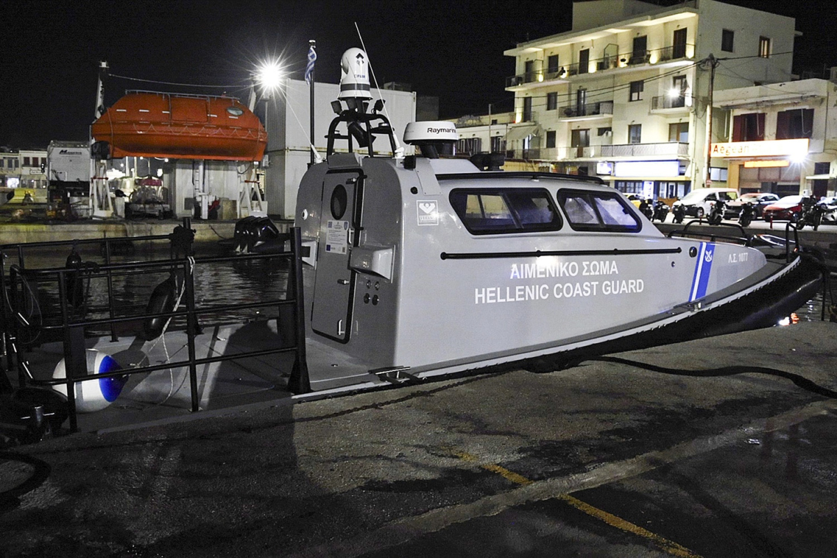 Χίος: Αλλα κατέθεσαν οι μετανάστες στο Λιμενικό και άλλα στην ανακρίτρια