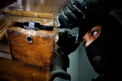 Έβαλαν στόχο εκκλησία στην Ικαρία – Συνελήφθησαν 65χρονος και δύο ανήλικοι