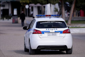 Συνελήφθη 46χρονος στη Σάμο με ταυτότητα Γαλλικών Αρχών που κατείχε παράνομα