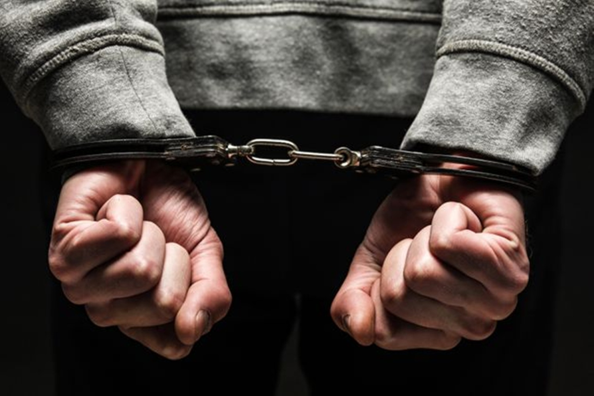 Σύλληψη αλλοδαπού στη Μυτιλήνη με εκκρεμή καταδικαστική απόφαση