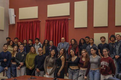 Διεθνής… απόβαση μαθητών στο Δημαρχείο Δυτικής Λέσβου