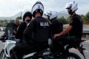 Χίος: Σύλληψη δύο ανηλίκων για επίθεση σε 14χρονο στο κέντρο της πόλης