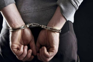 Σάμος: Τον έπιασαν στο “παρά πέντε”, πήγε να προωθήσει μετανάστη με διαβατήριο άλλου