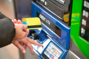 ΑΤΜ χωρίς χρέωση: Η μεγάλη αλλαγή από τις 11 Αυγούστου
