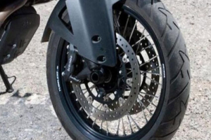 Λέσβος: Έκλεψαν μηχανάκι και... τράκαραν – Χειροπέδες σε δύο πιτσιρικάδες