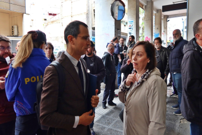 Λέσβος: Πετάει το "μπαλάκι" στην Αυτοδιοίκηση ο Πιπίνης - "Φταίνε και οι Δήμοι με την Περιφέρεια για τις καθυστερήσεις!